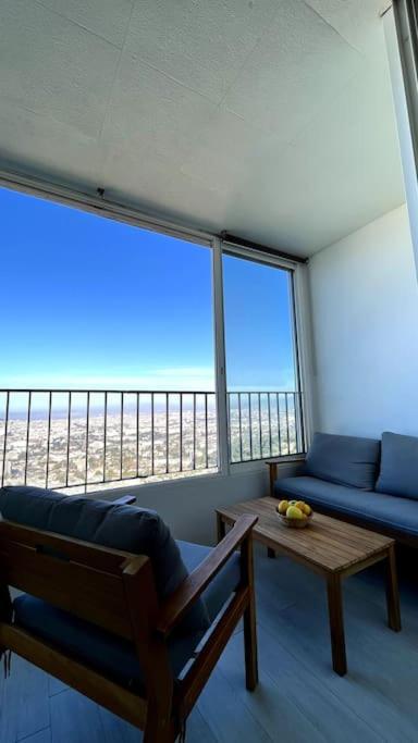 Superbe Appartement 2 Chambres Avec Vue Sur La Mer Et La Montagne Marseille Exterior photo